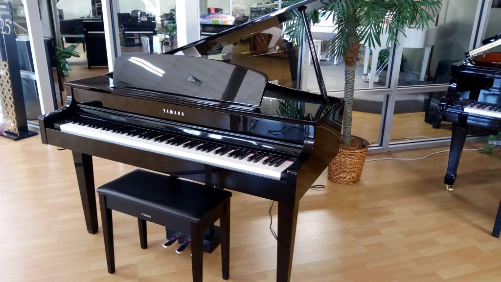 yamaha clavinova clp565gp digital grand piano with bench polished