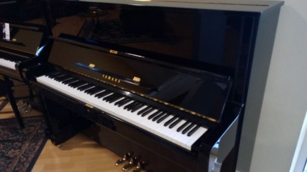 Yamaha U1 PE 2421968